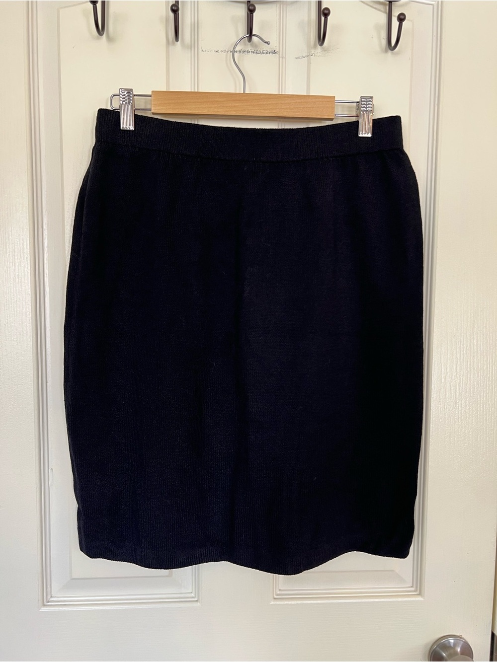 St. John Basics Black Knit Pull On Pencil Skirt Size 14 Classic